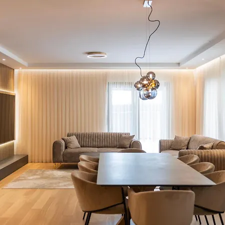 The Imperial Grand By Belmont Realty Lägenhet Zadar