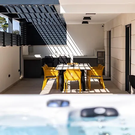 The Imperial Grand By Belmont Realty Zadar