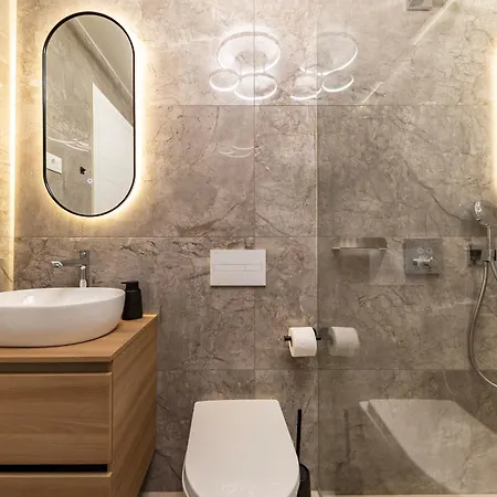 Lägenhet The Imperial Grand By Belmont Realty *