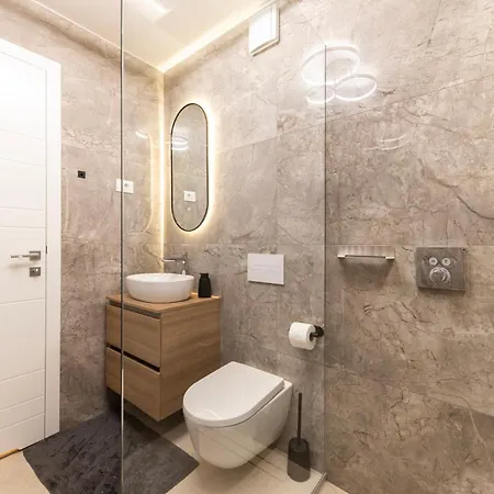 Lägenhet The Imperial Grand By Belmont Realty *