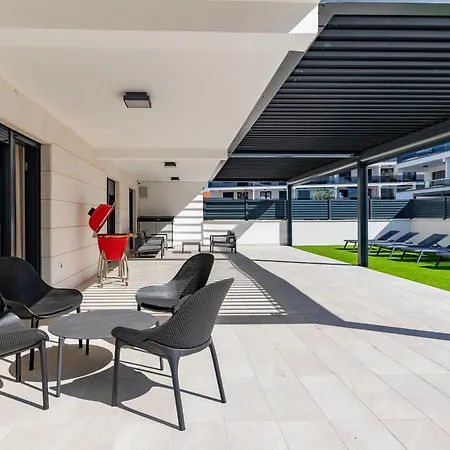 The Imperial Grand By Belmont Realty Lägenhet Zadar